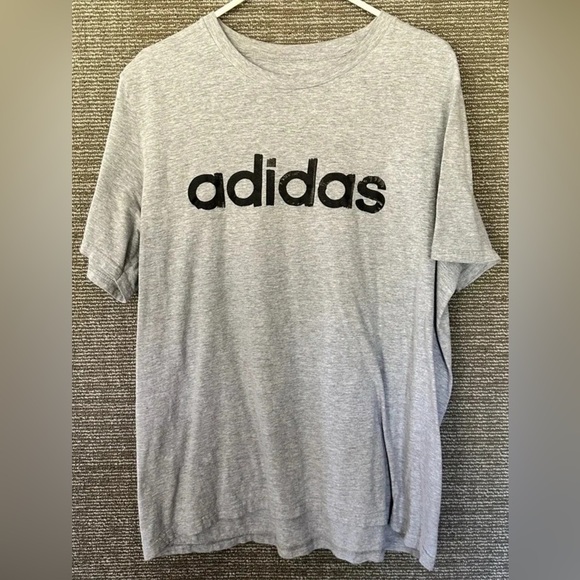 Adidas Basic Gray T-Shirt Sz XL - Picture 1 of 4